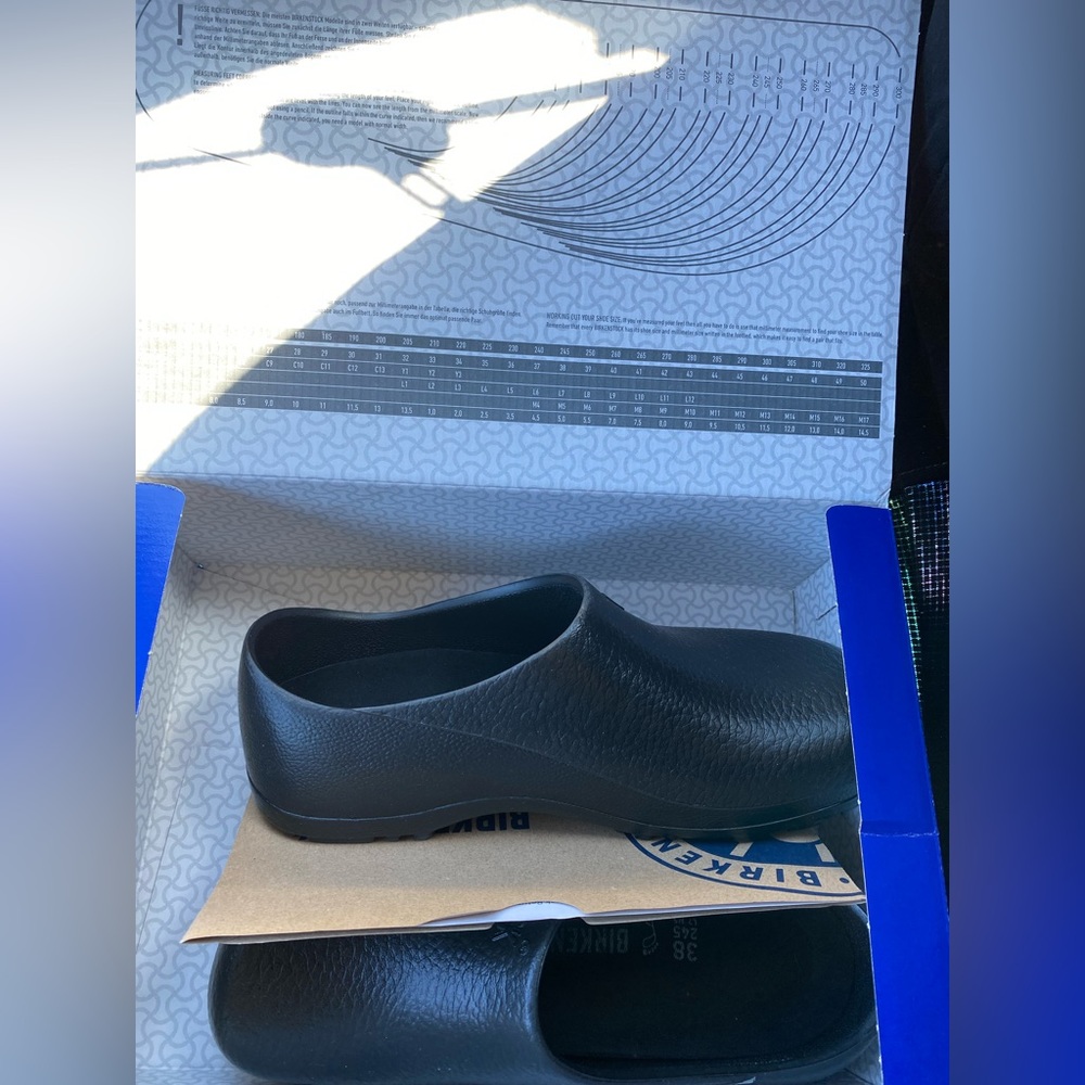 NIB Birkenstock shoe